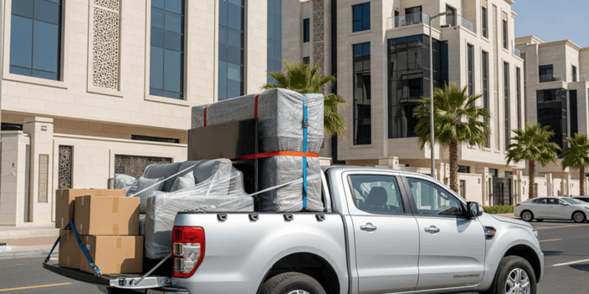 سيارة نصف نقل لنقل العفش بالرياض